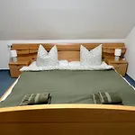 公寓 Komfortable 3-zimmer-fewo *